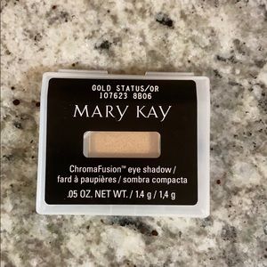 Mary Kay Chromafusion Eye Shadow- Gold Status